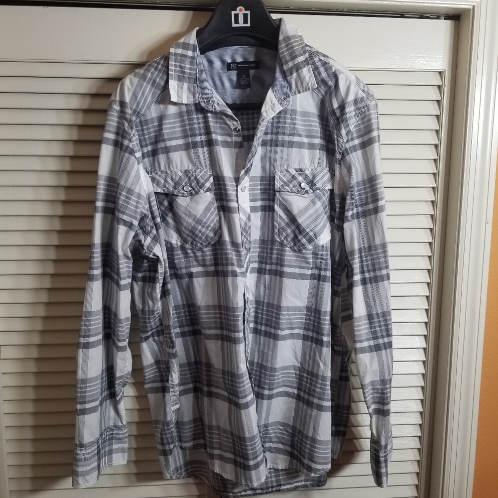 Inc button up